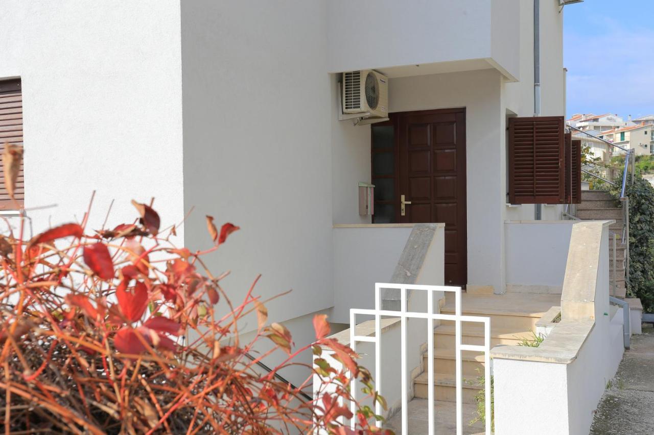 Apartments with a parking space Makarska - 5984 Bagian luar foto